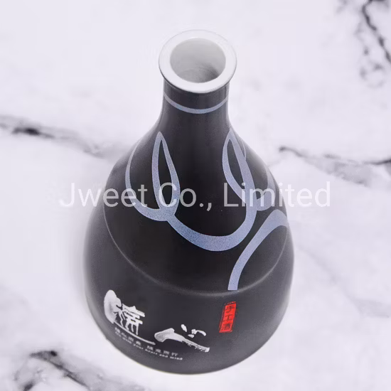 Bottiglia in ceramica personalizzata da 500 ml di forma irregolare per liquore